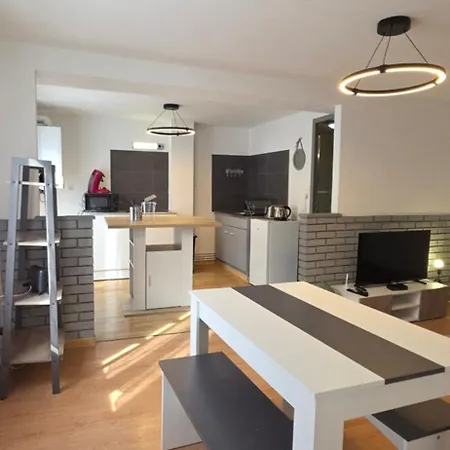 Apartamento Angy Centre-ville T3 Rénové Cocon Cosy Parking Charleville-Mézières